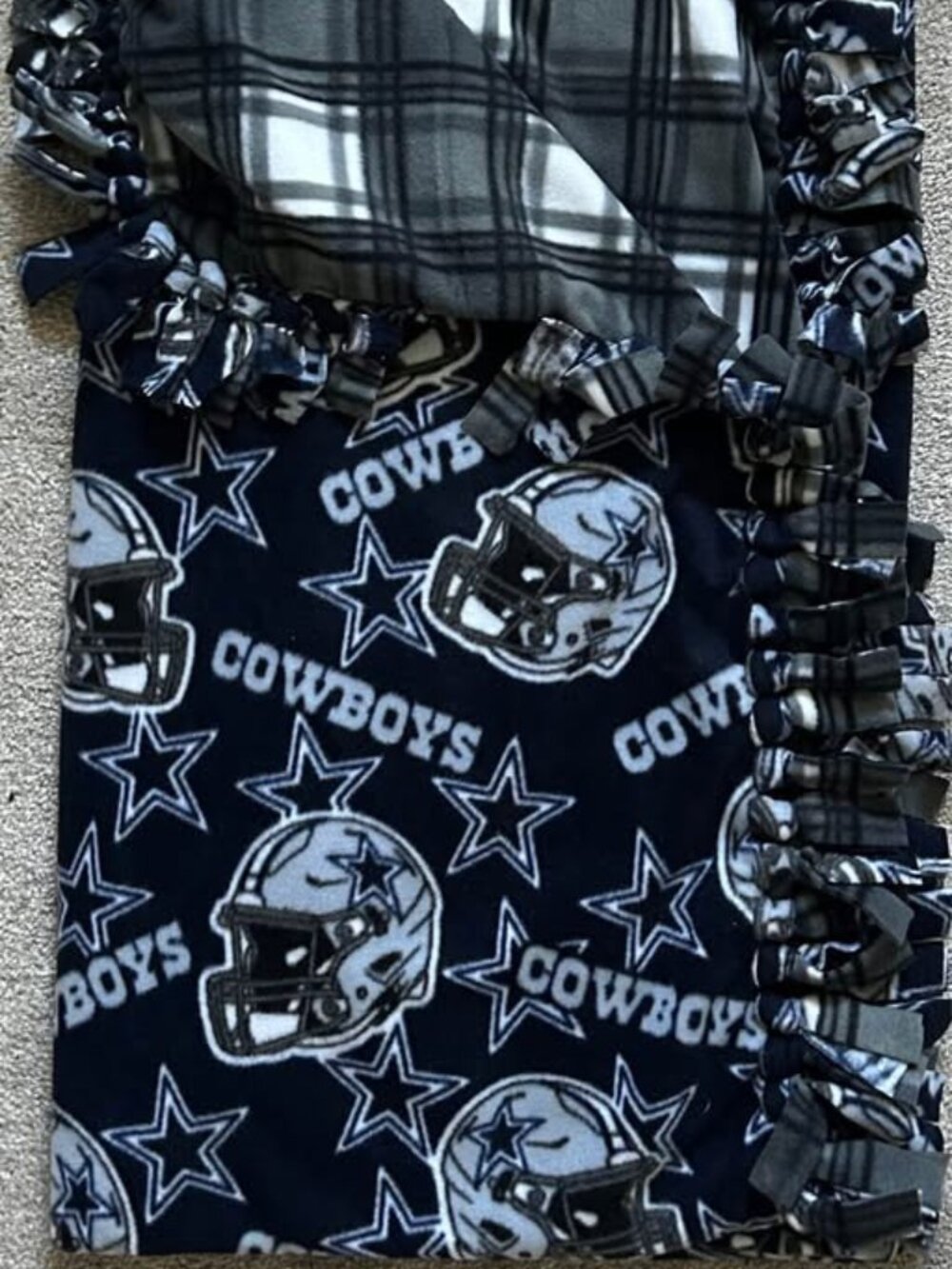 Dallas Cowboys Fleece Tie Blanket